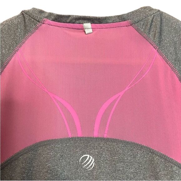 3 for $30! Mpg grey short sleeve workout tee - Picture 10 of 11